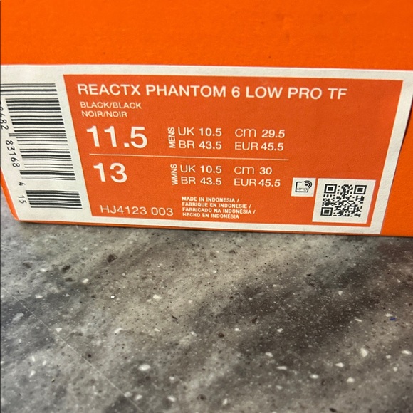 Nike Black Phantom 6 Turf Cleats - Picture 2 of 4